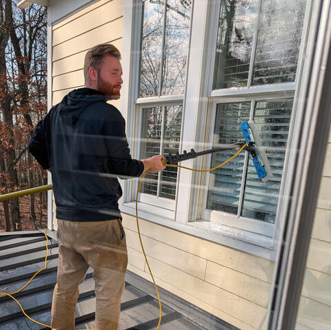 Window cleaning in Easton, Maryland